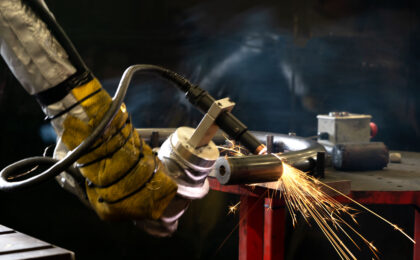 5 ventajas de tener el puesto de trabajador metalúrgico (Metal Worker) en Aggressive Tube Bending